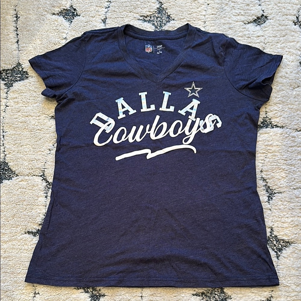 Dallas Cowboys Navy Blue T-Shirt EUC (4)